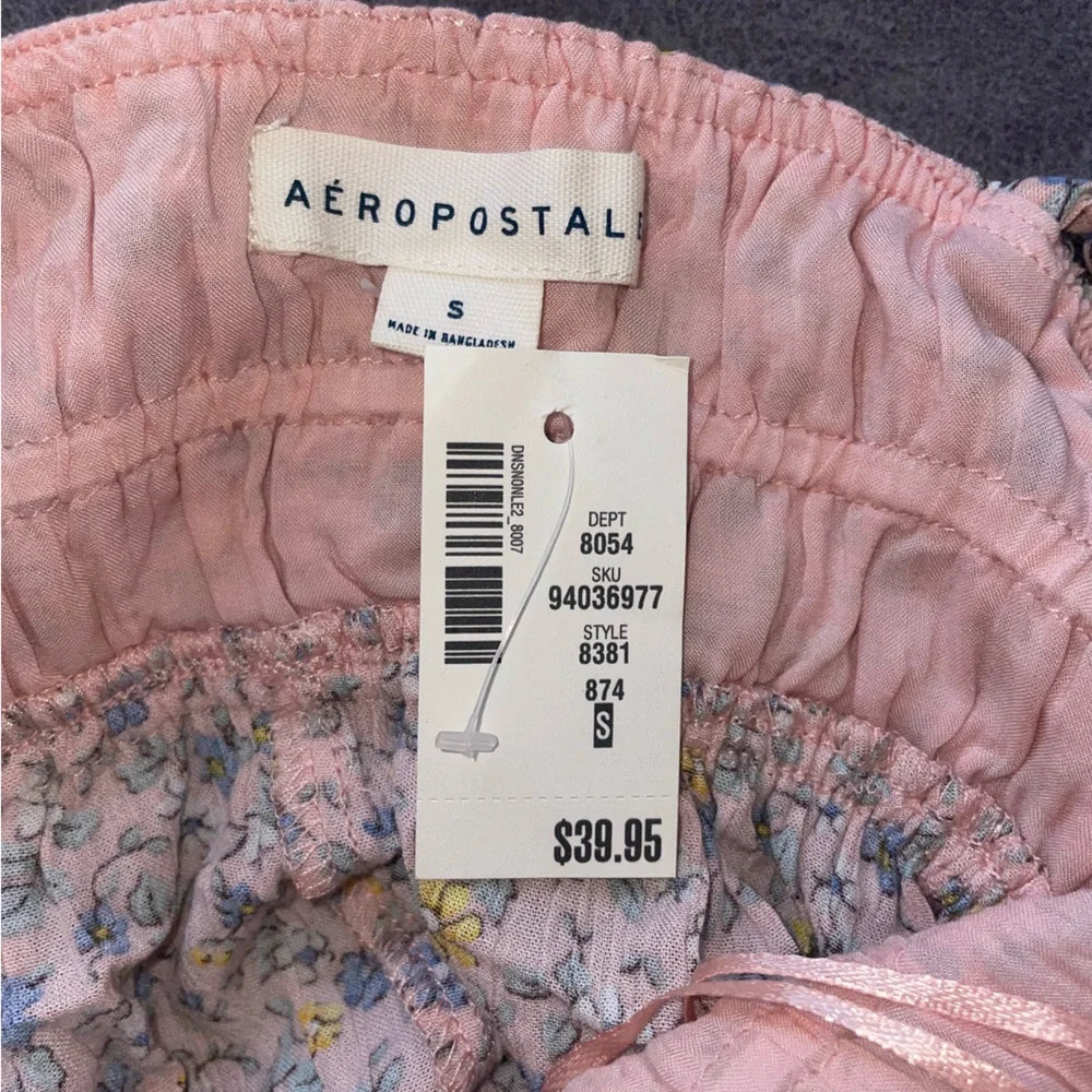 Peachy/Pink summer romper! - Picture 3 of 4